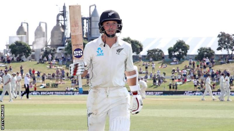 BJ Watling scores double century