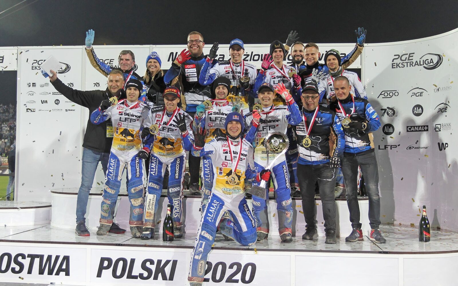 The victorious Unia Leszno team - Photo: Marcin Kubiak, PGE Ekstraliga